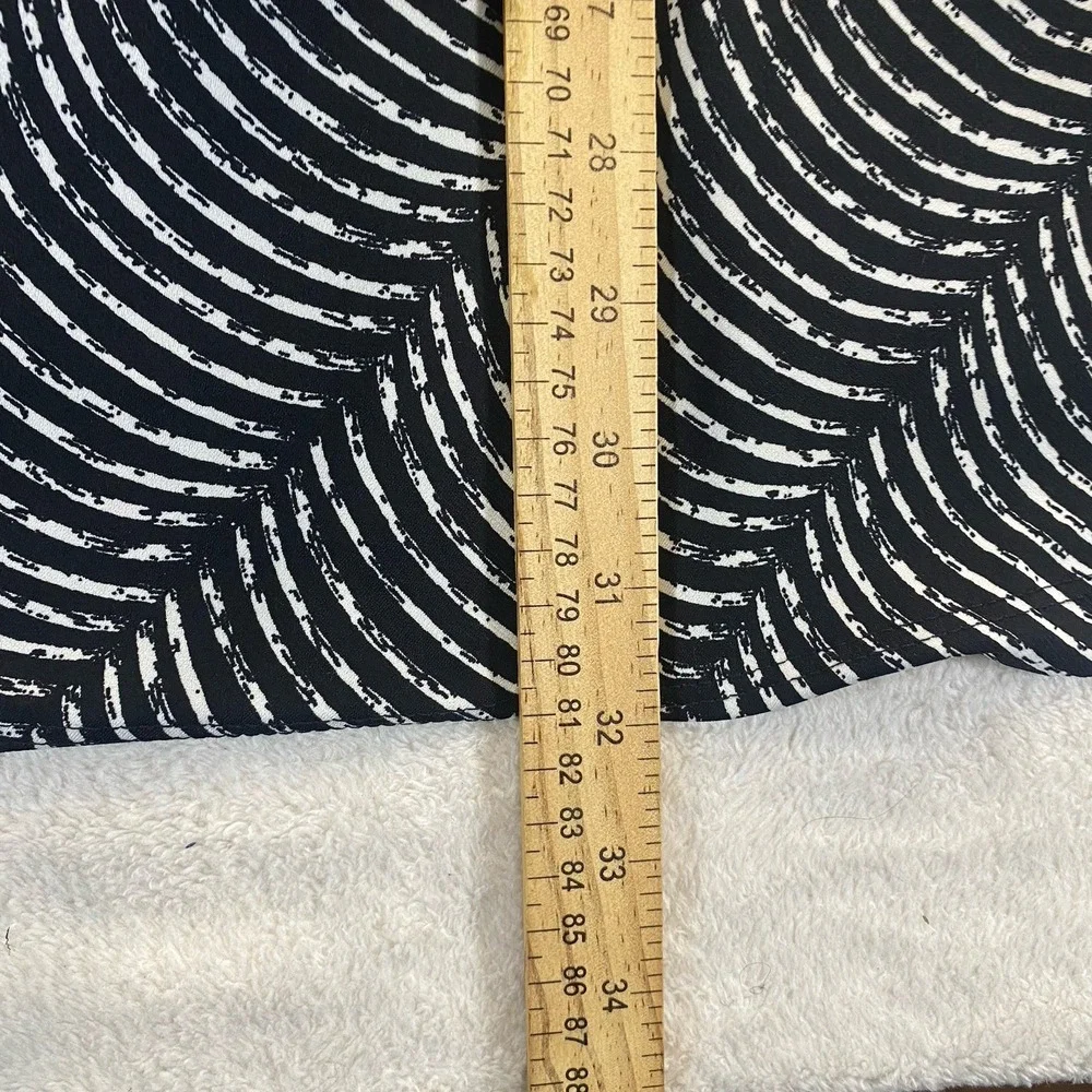 Chicos 2 Broken Lines Black White Spliced Midi Skirt‎ A-line Officecore Liquid
